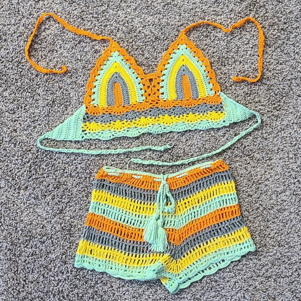 DanceeMangoos Crochet Set Two Piece: Green, S